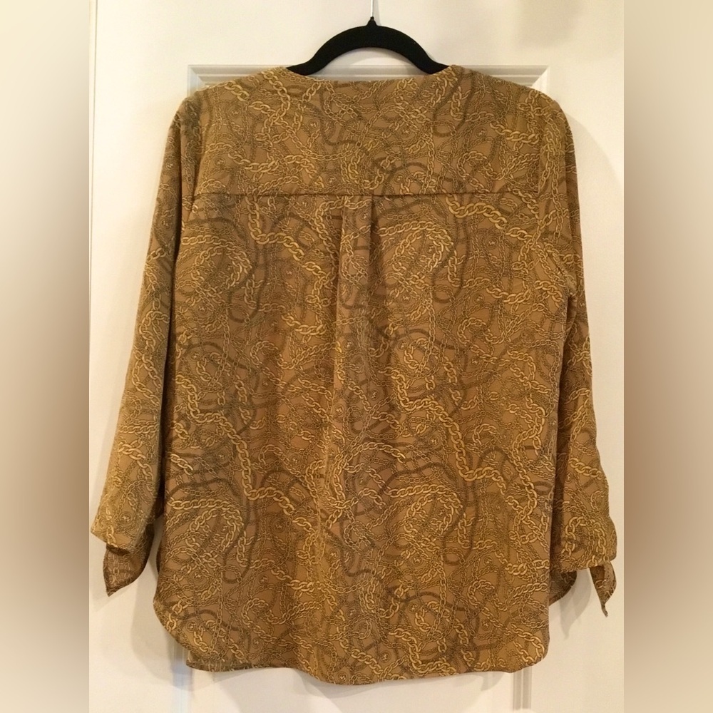 Michael Kors Branded Chainlink Patterned Gold Top - Picture 5 of 6